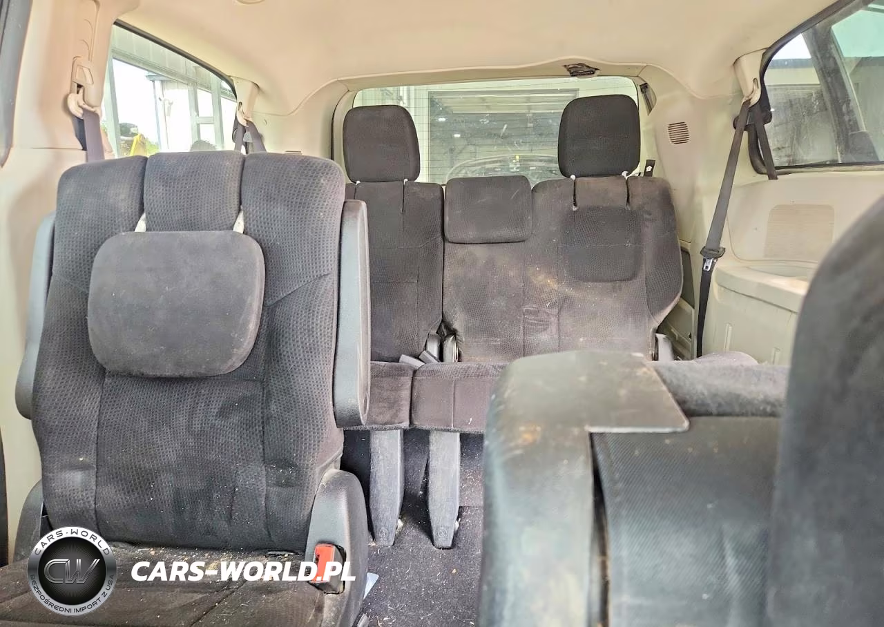 2012 Dodge Grand Caravan Sxt VIN:2C4RDGCG6CR115094 - 10