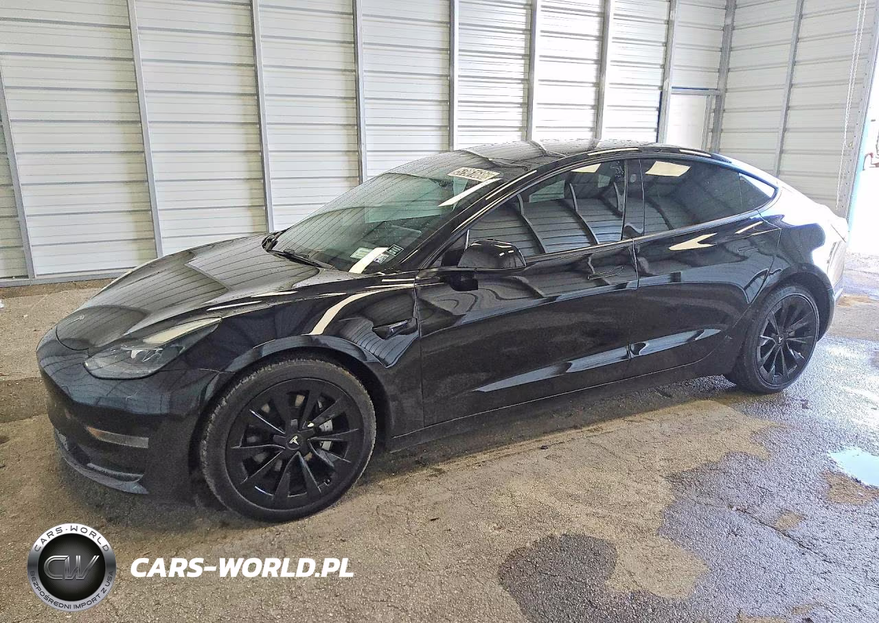 2023 Tesla Model 3 – zdjęcie 1 z 13