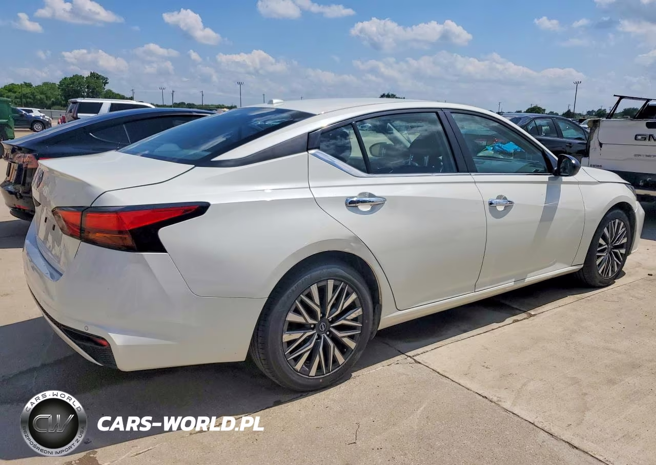 2025 Nissan Altima Sv VIN:1N4BL4DV2SN304567 - 3