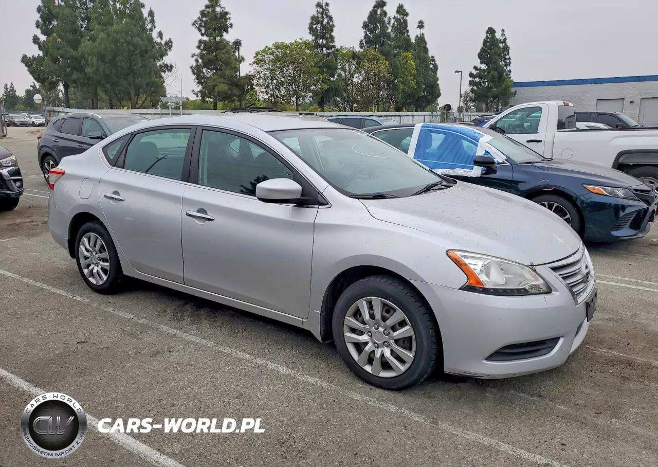 2015 Nissan Sentra S VIN:3N1AB7APXFL680295 - 4