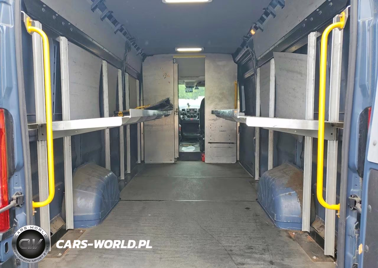 2020 Ram Promaster 3500 Delivery Van VIN:3C6URVJG2LE136097 - 10