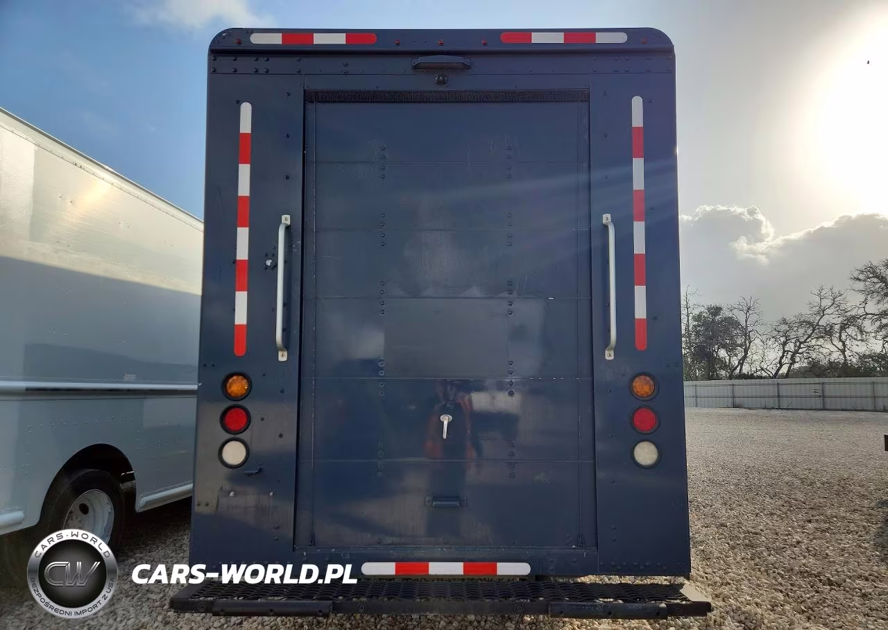 2020 Freightliner Mt45 Chassis Delivery Truck VIN:4UZAC2EAXLCMH7988 - 6