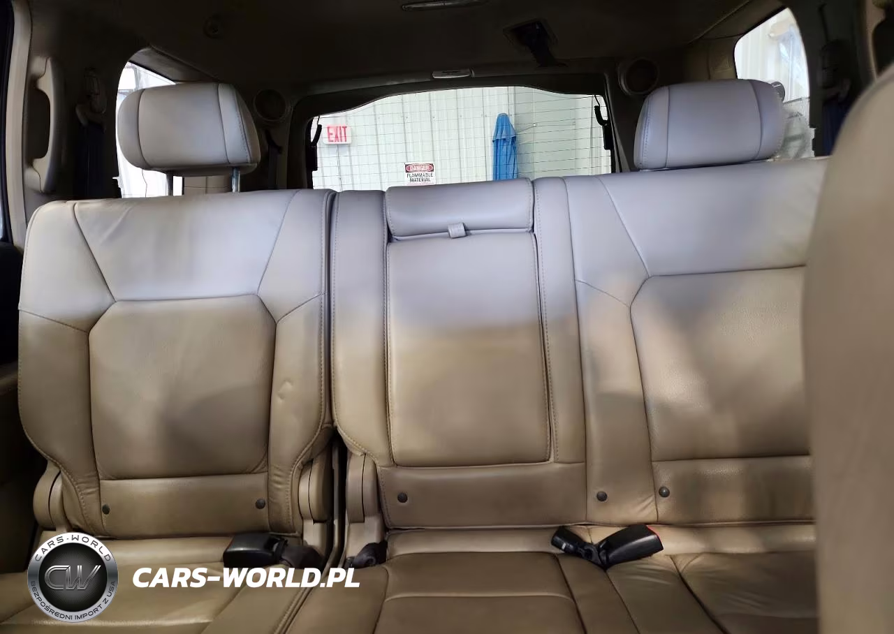 2009 Honda Pilot Touring VIN:5FNYF48989B050056 - 10