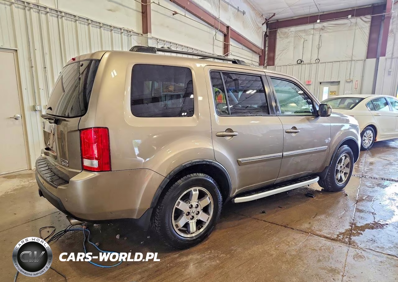 2009 Honda Pilot Touring VIN:5FNYF48989B050056 - 3