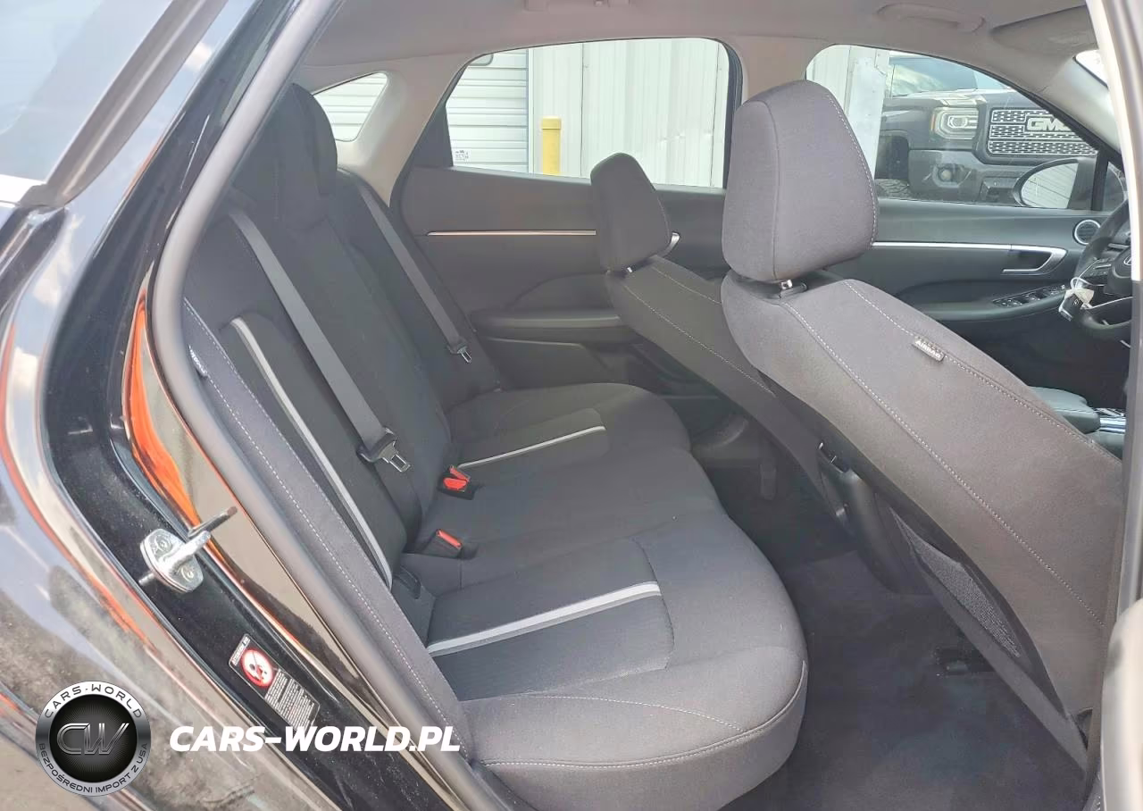 2022 Hyundai Sonata Hybrid Blue VIN:KMHL24JJ4NA048250 - 10