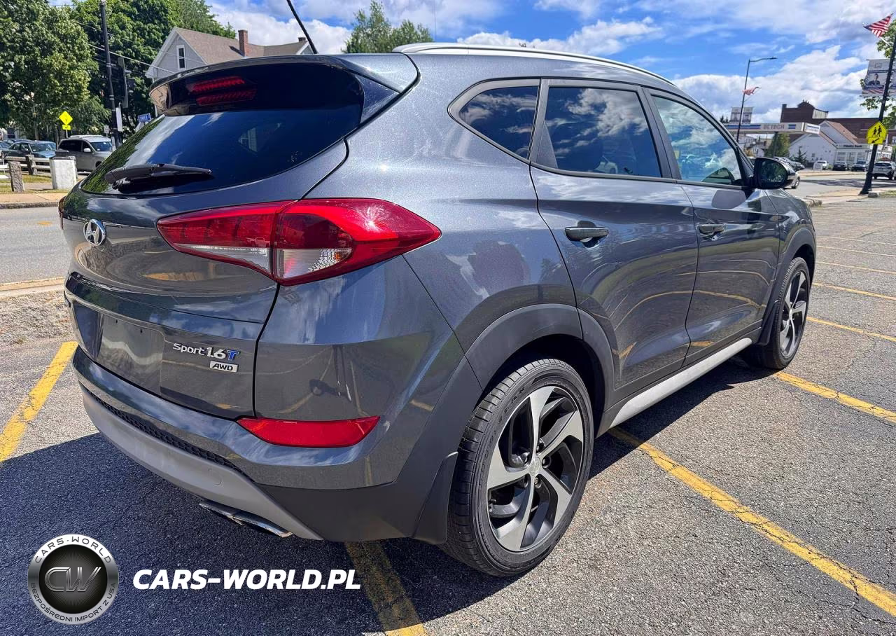 2017 Hyundai Tucson Sport VIN:KM8J3CA28HU393176 - 4