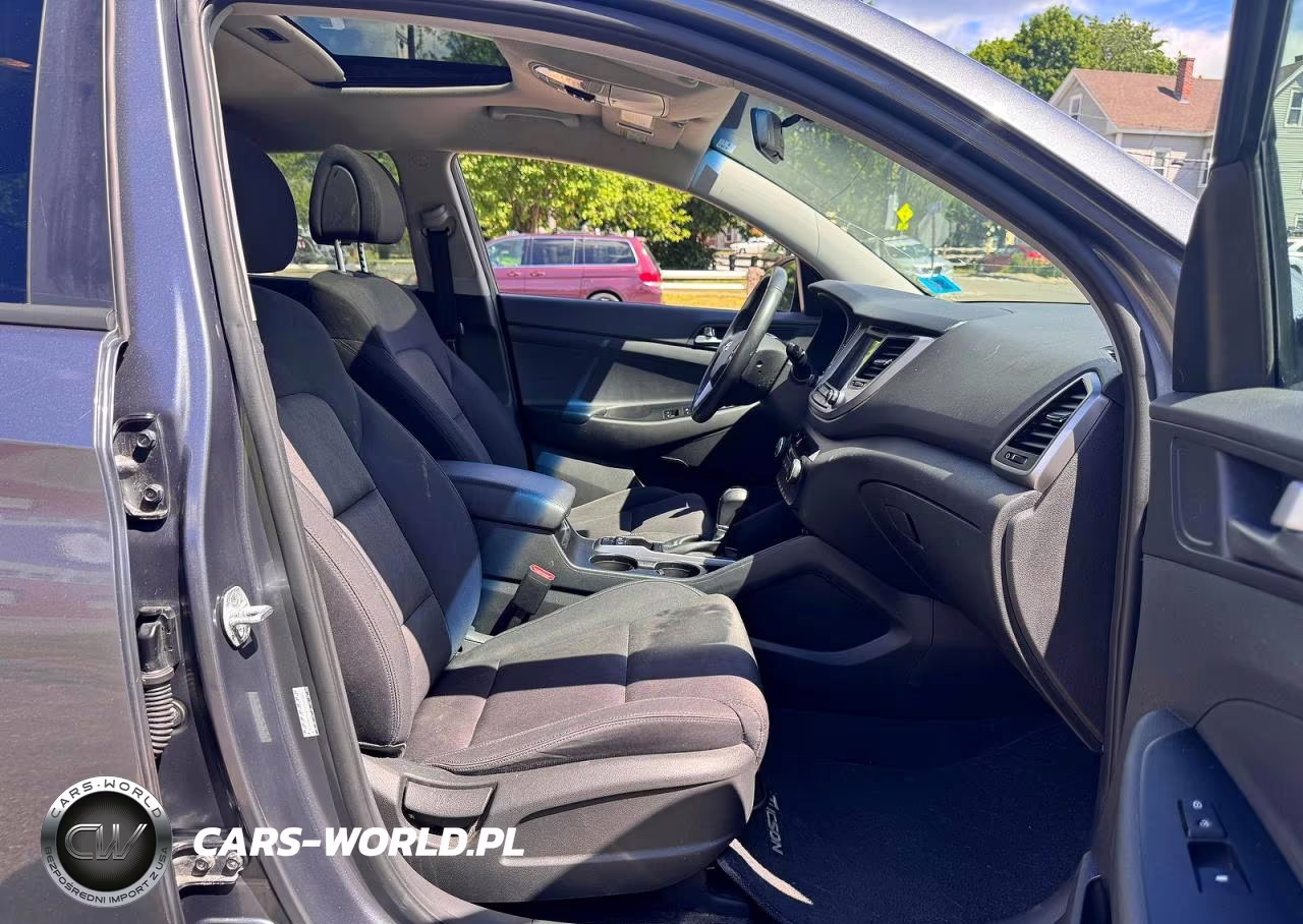 2017 Hyundai Tucson Sport VIN:KM8J3CA28HU393176 - 5