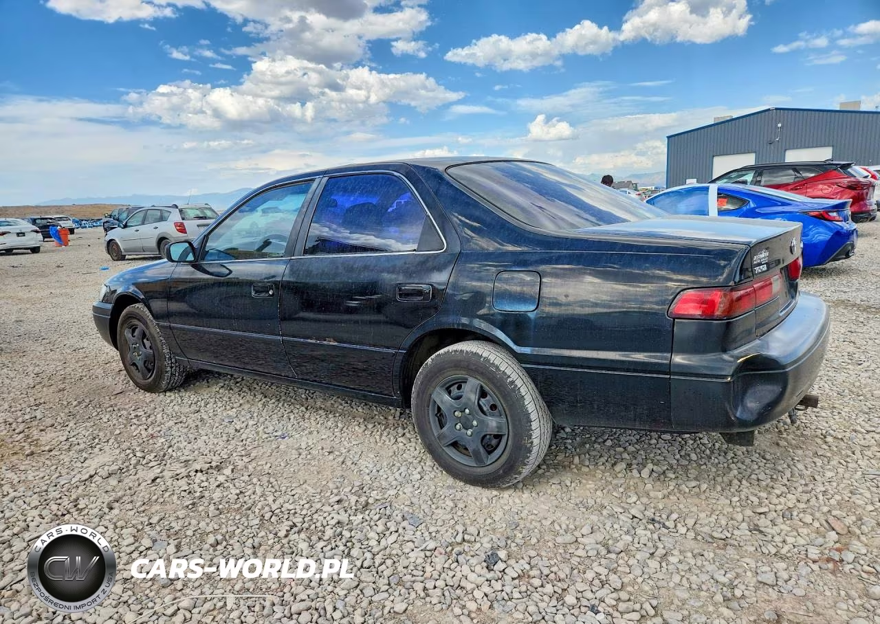 1997 Toyota Camry Le VIN:4T1BG22K2VU780741 - 2