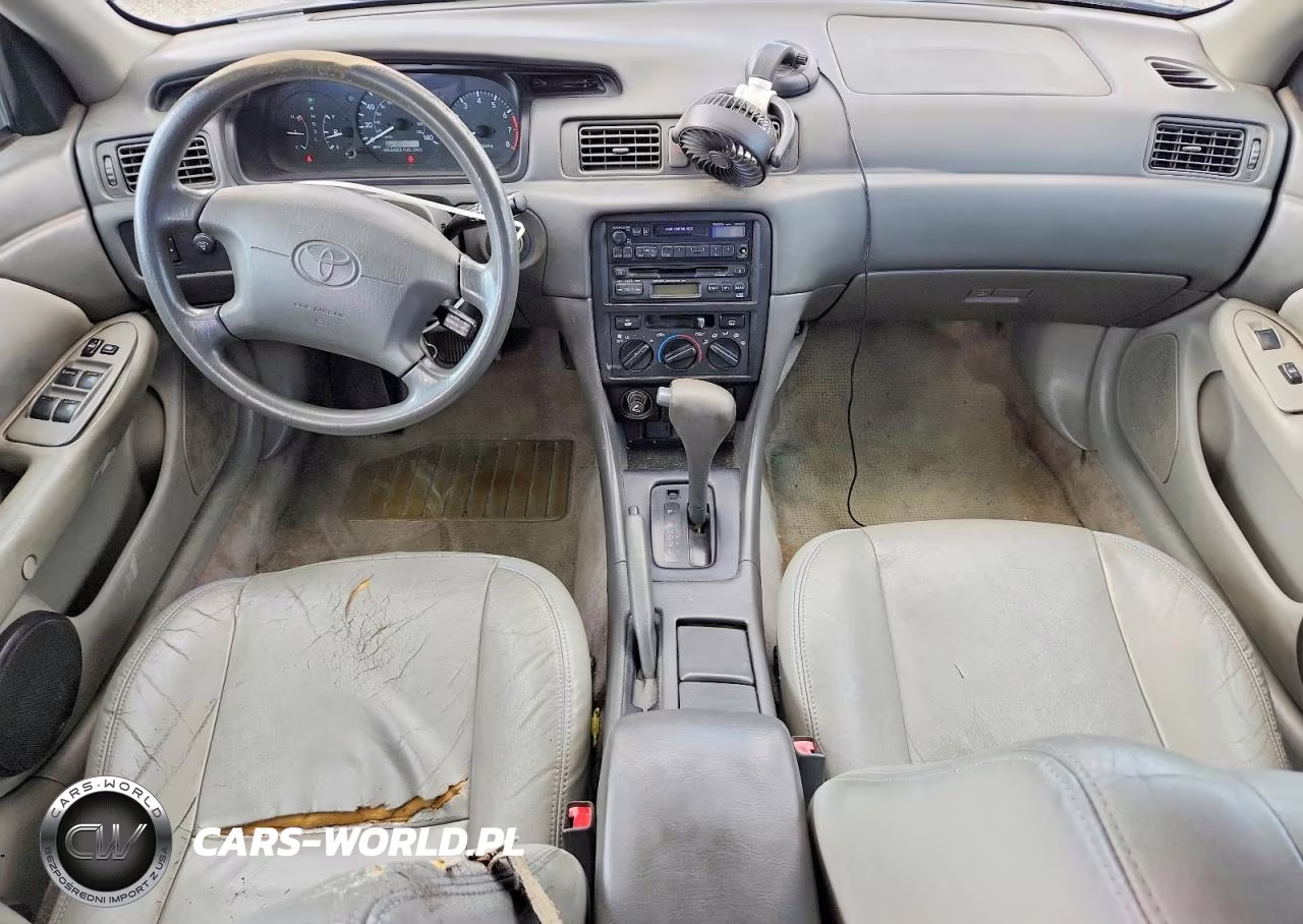 1997 Toyota Camry Le VIN:4T1BG22K2VU780741 - 8