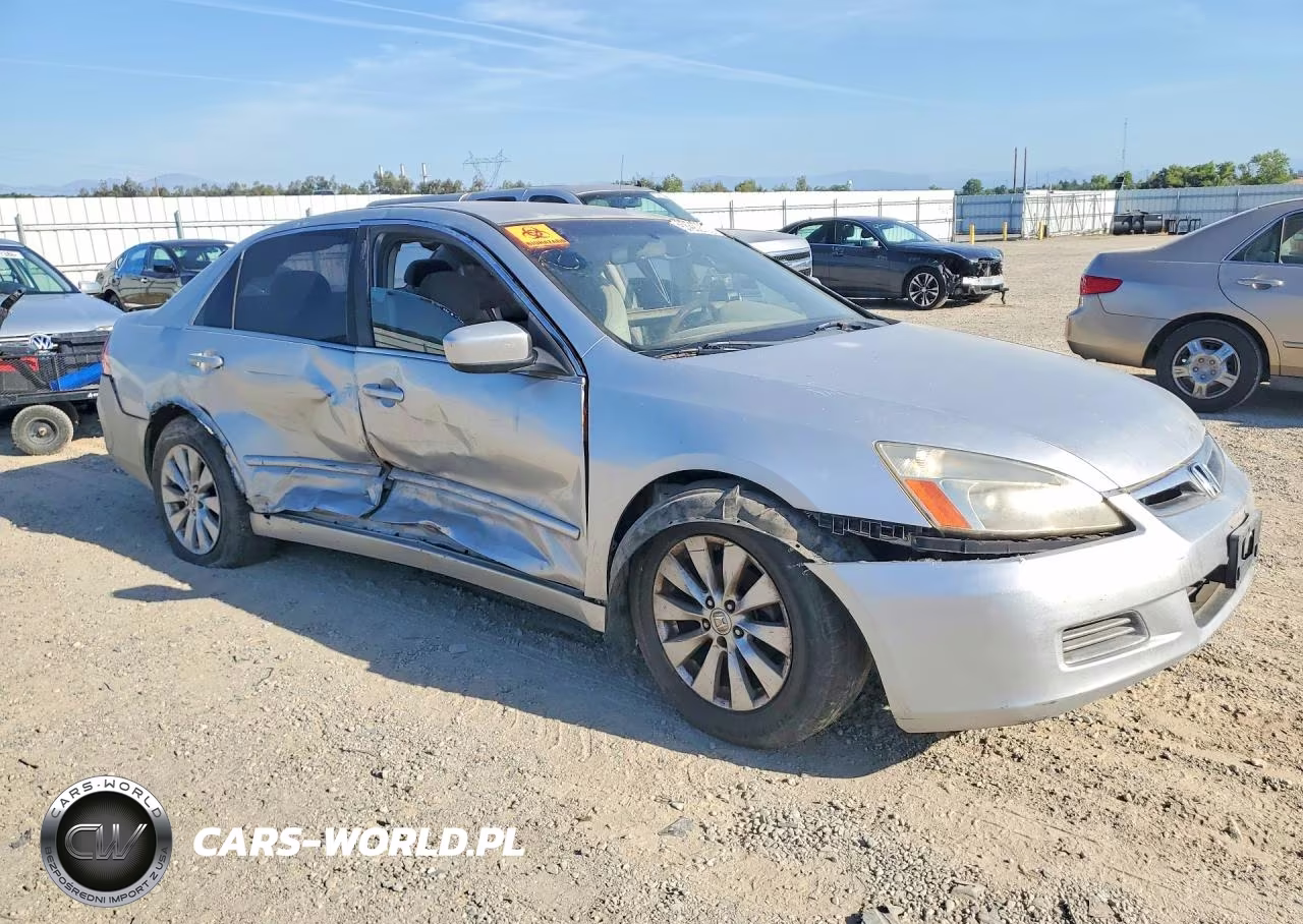 2007 Honda Accord Se VIN:JHMCM56347C017634 - 4