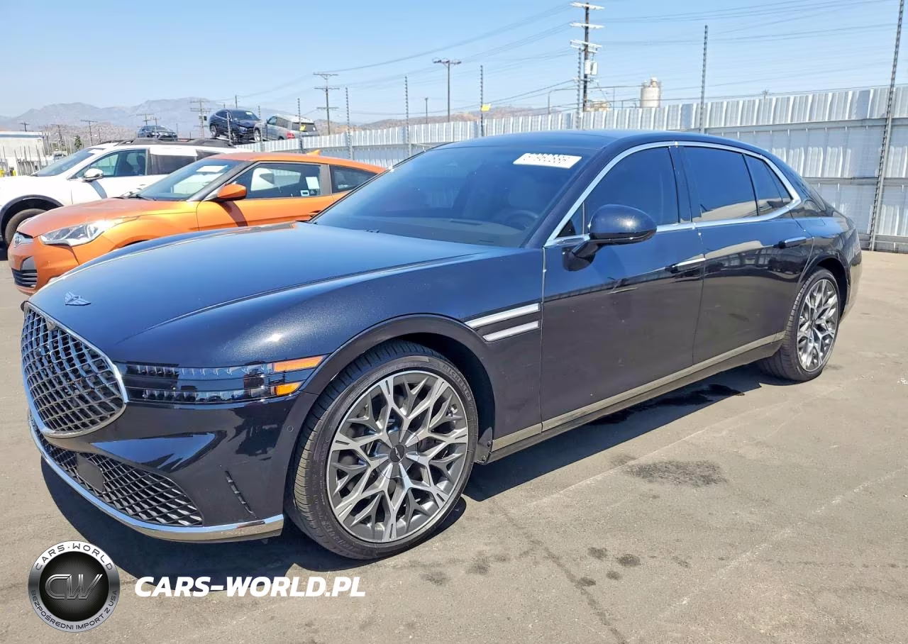 2025 Genesis G90