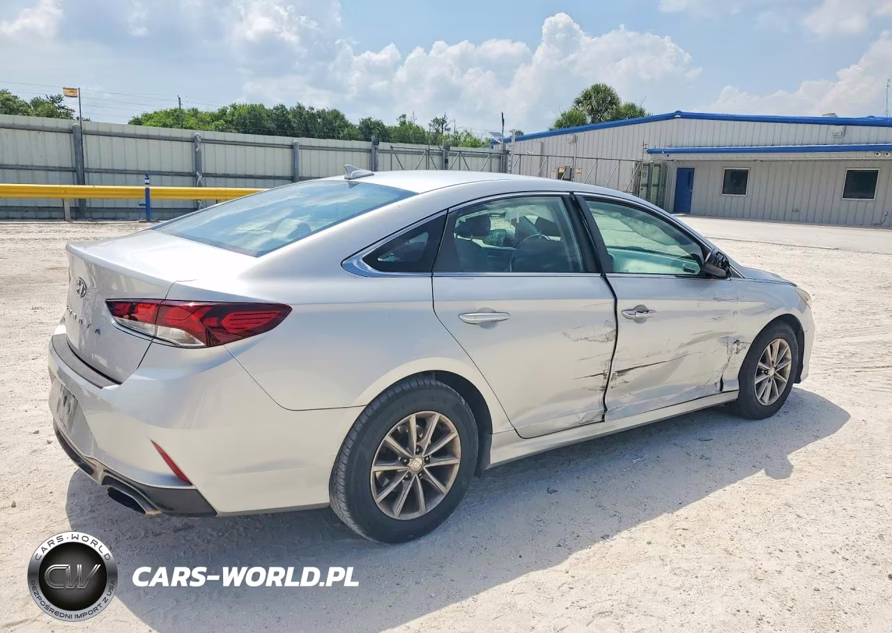 2018 Hyundai Sonata Se VIN:5NPE24AF4JH717628 - 3