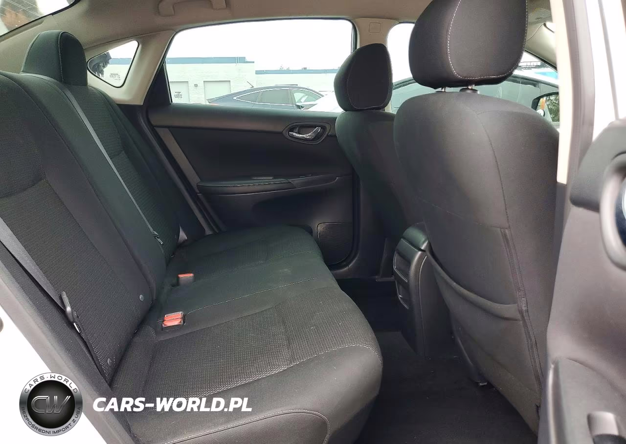 2019 Nissan Sentra S VIN:3N1AB7APXKY372167 - 10
