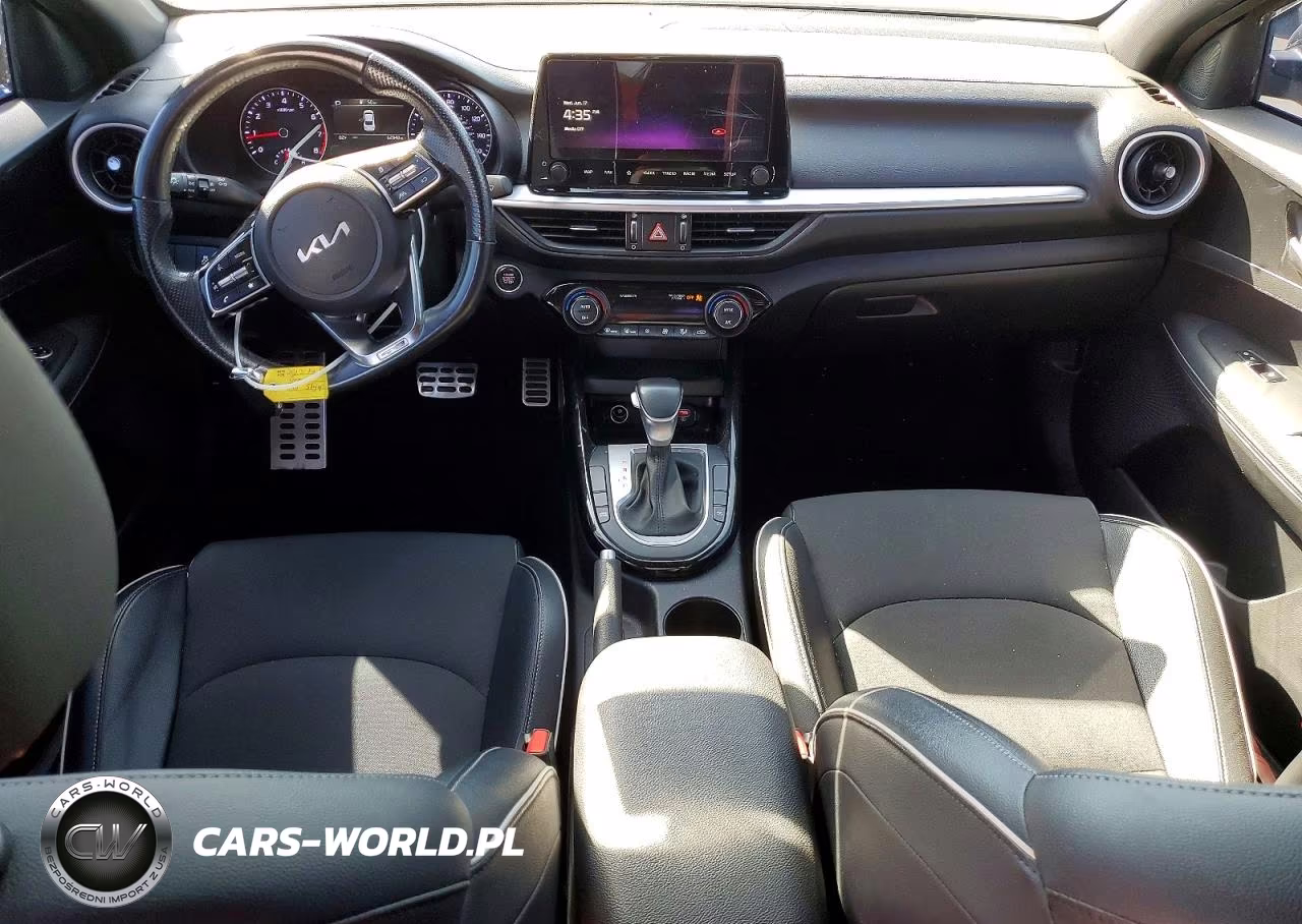 2023 Kia Forte Gt Line VIN:3KPF54AD4PE594114 - 8