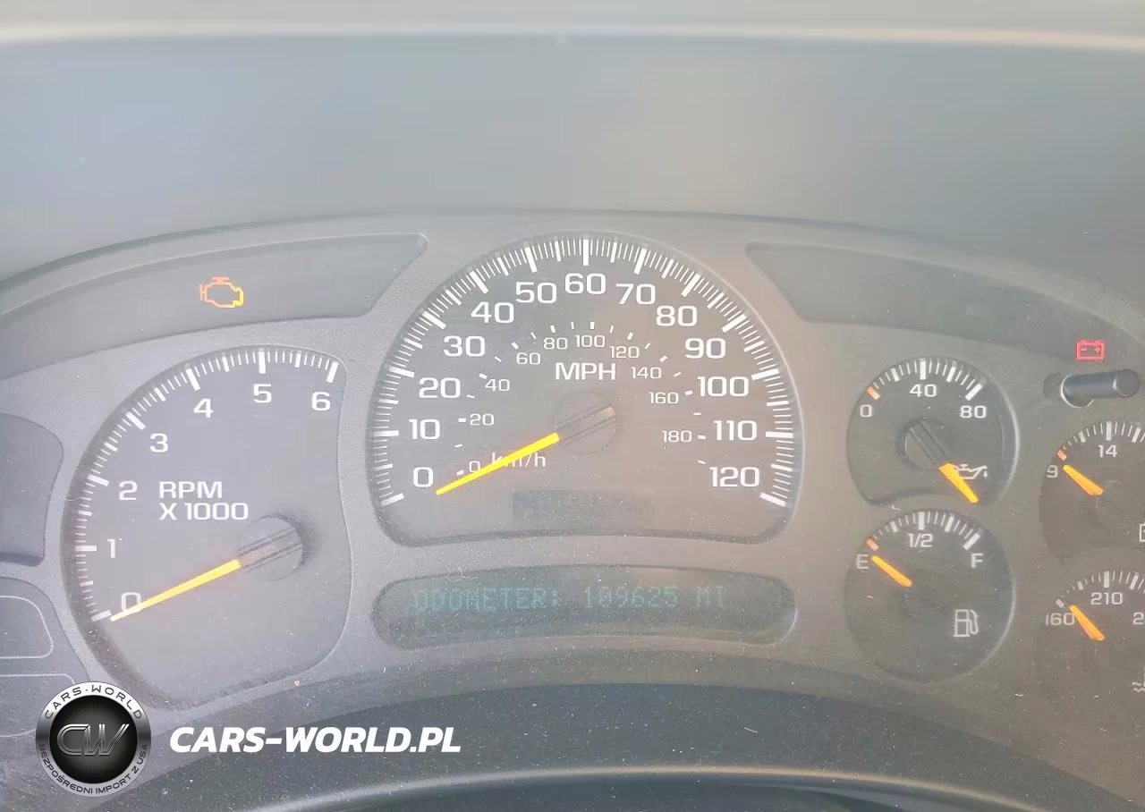 2004 GMC Yukon Xl C1500 VIN:1GKEC16TX4J284262 - 9