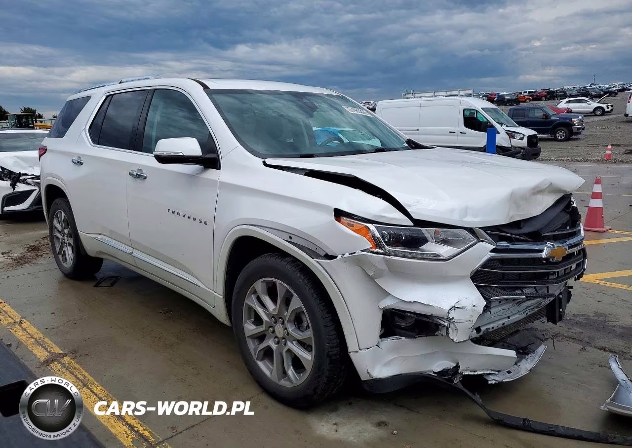 2021 Chevrolet Traverse Premier VIN:1GNEVKKW9MJ253166 - 4
