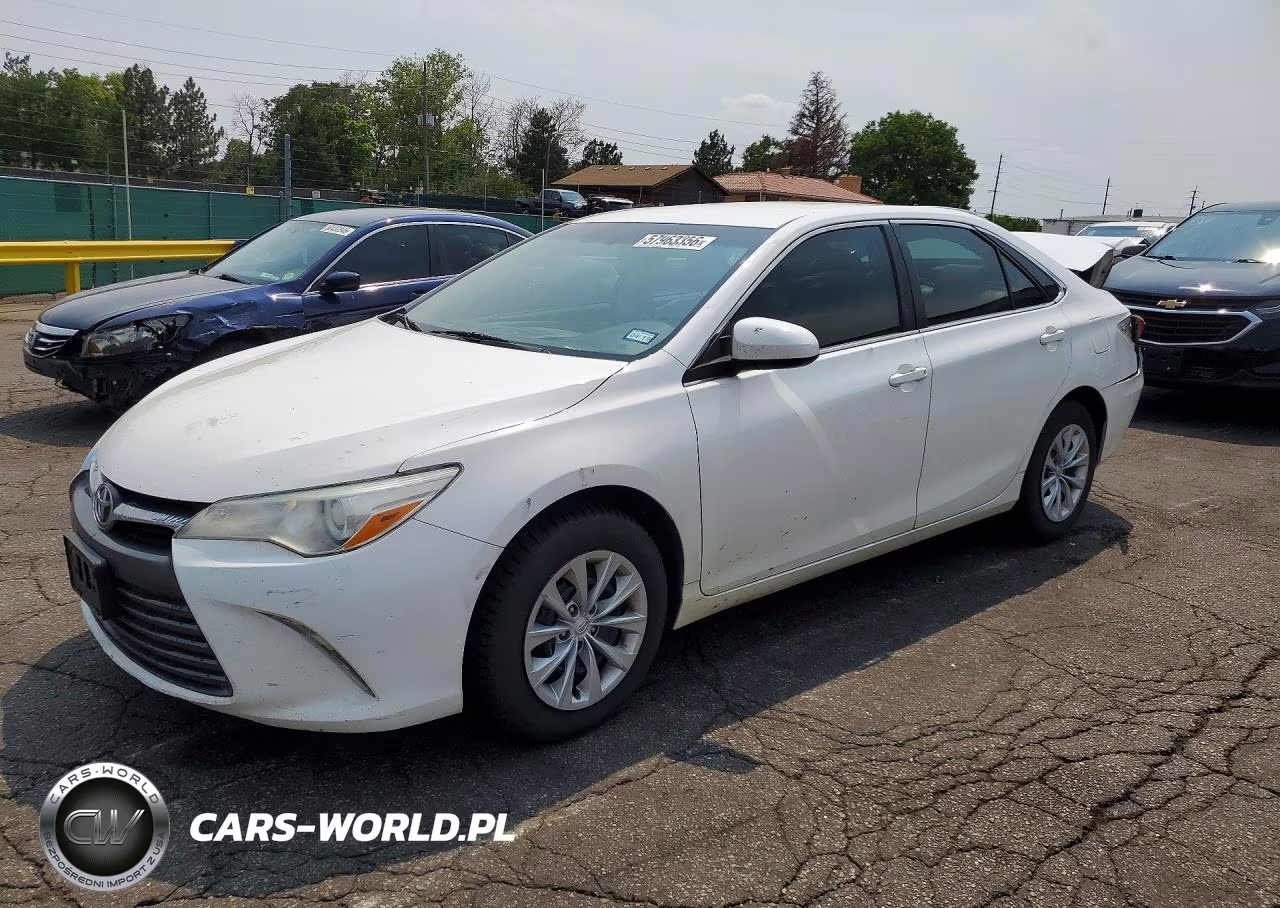 2015 Toyota Camry Le