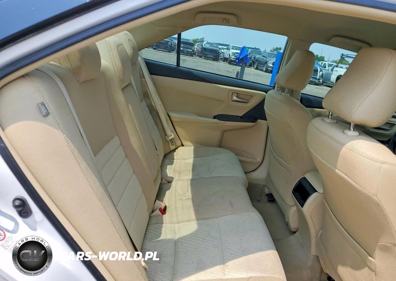 2015 Toyota Camry Le VIN:4T4BF1FK4FR474705 - 10