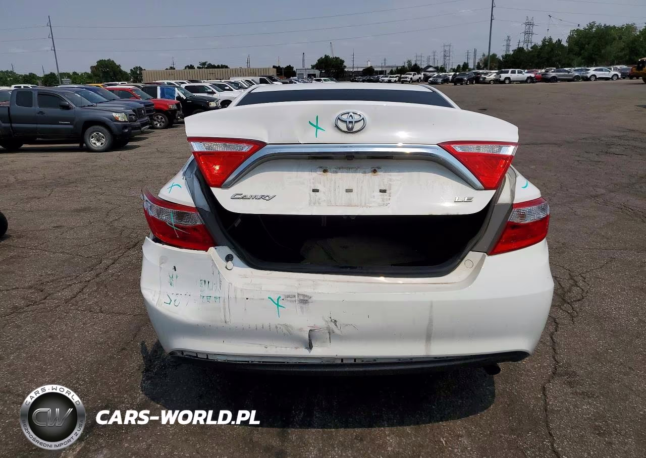 2015 Toyota Camry Le VIN:4T4BF1FK4FR474705 - 6