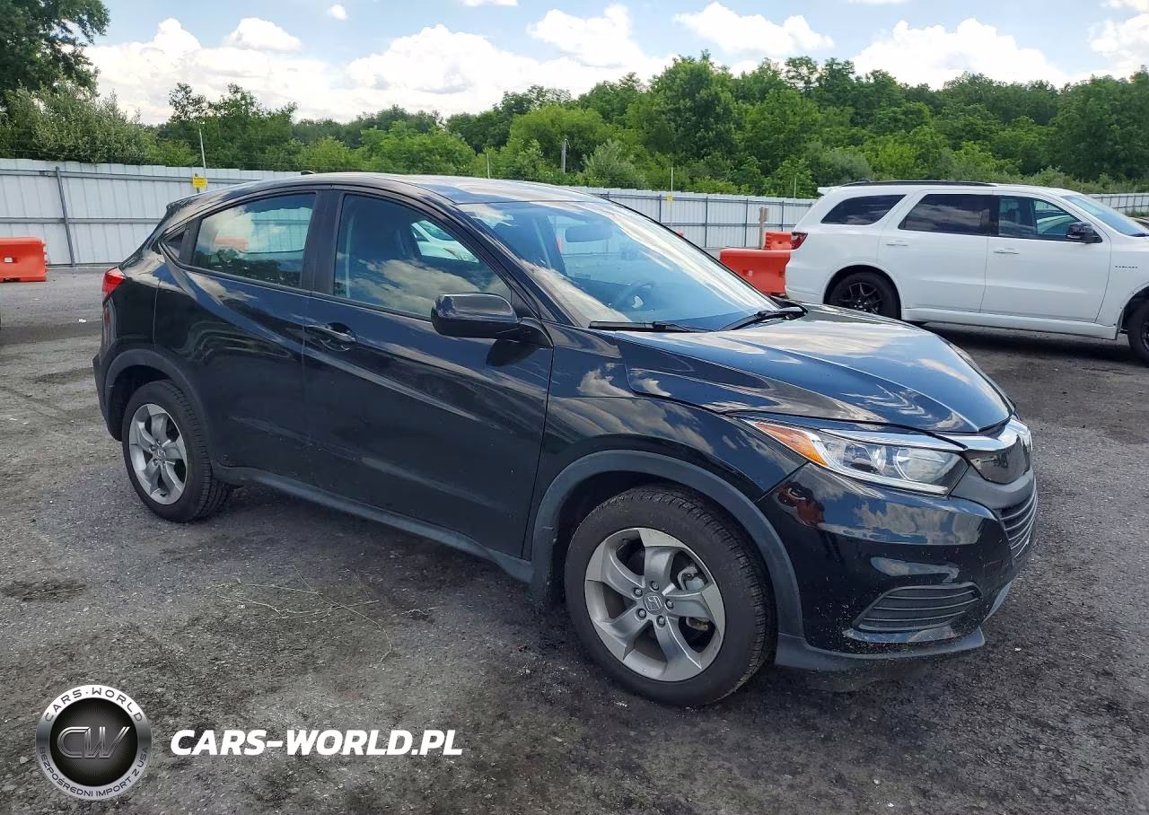 2020 Honda Hr-V Lx VIN:3CZRU6H38LM726844 - 4