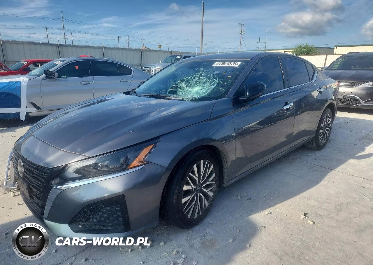 2024 Nissan Altima Sv – zdjęcie 1 z 12