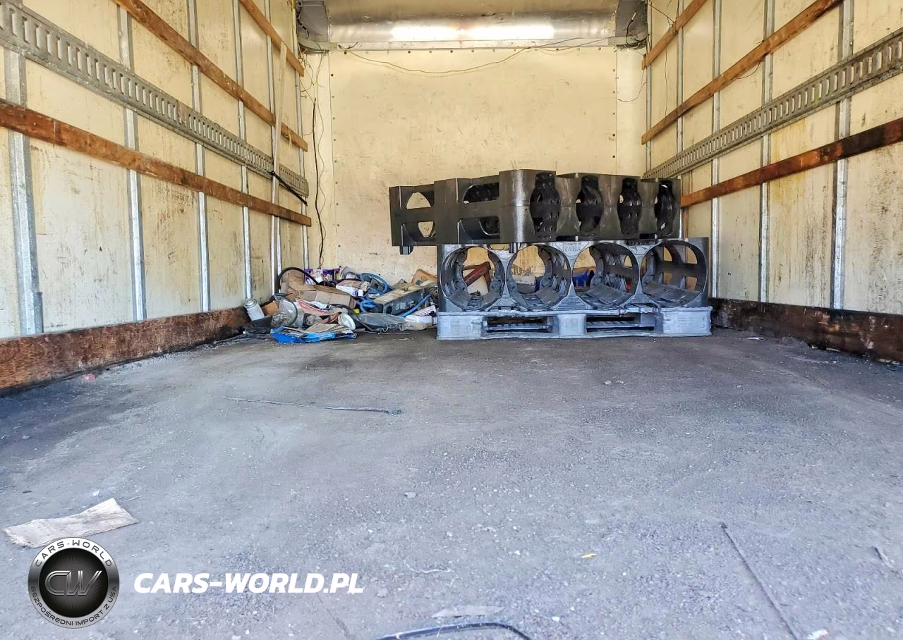 2013 Isuzu Npr Hd - Box Truck VIN:JALC4W164D7000179 - 11