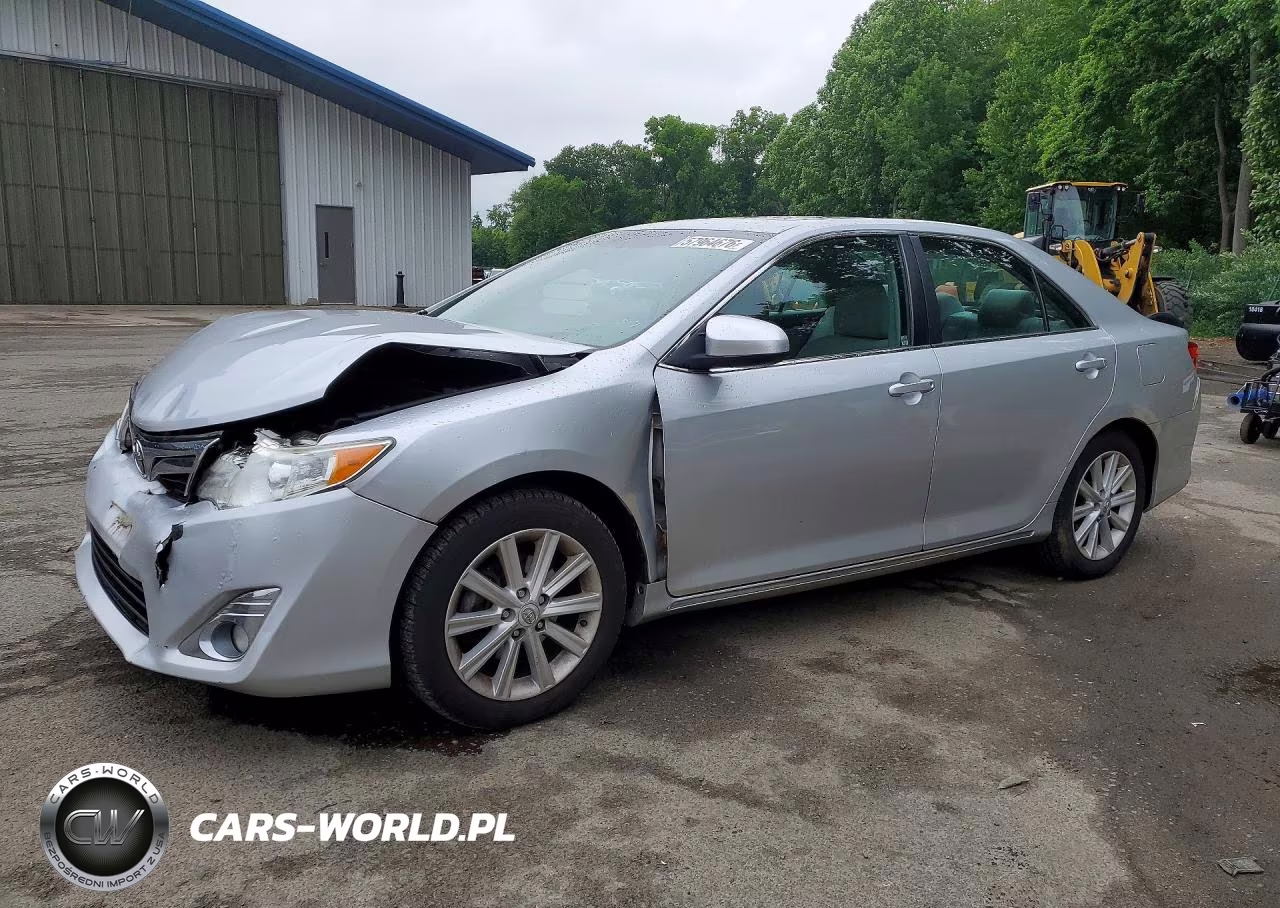 2012 Toyota Camry Xle – zdjęcie 1 z 12