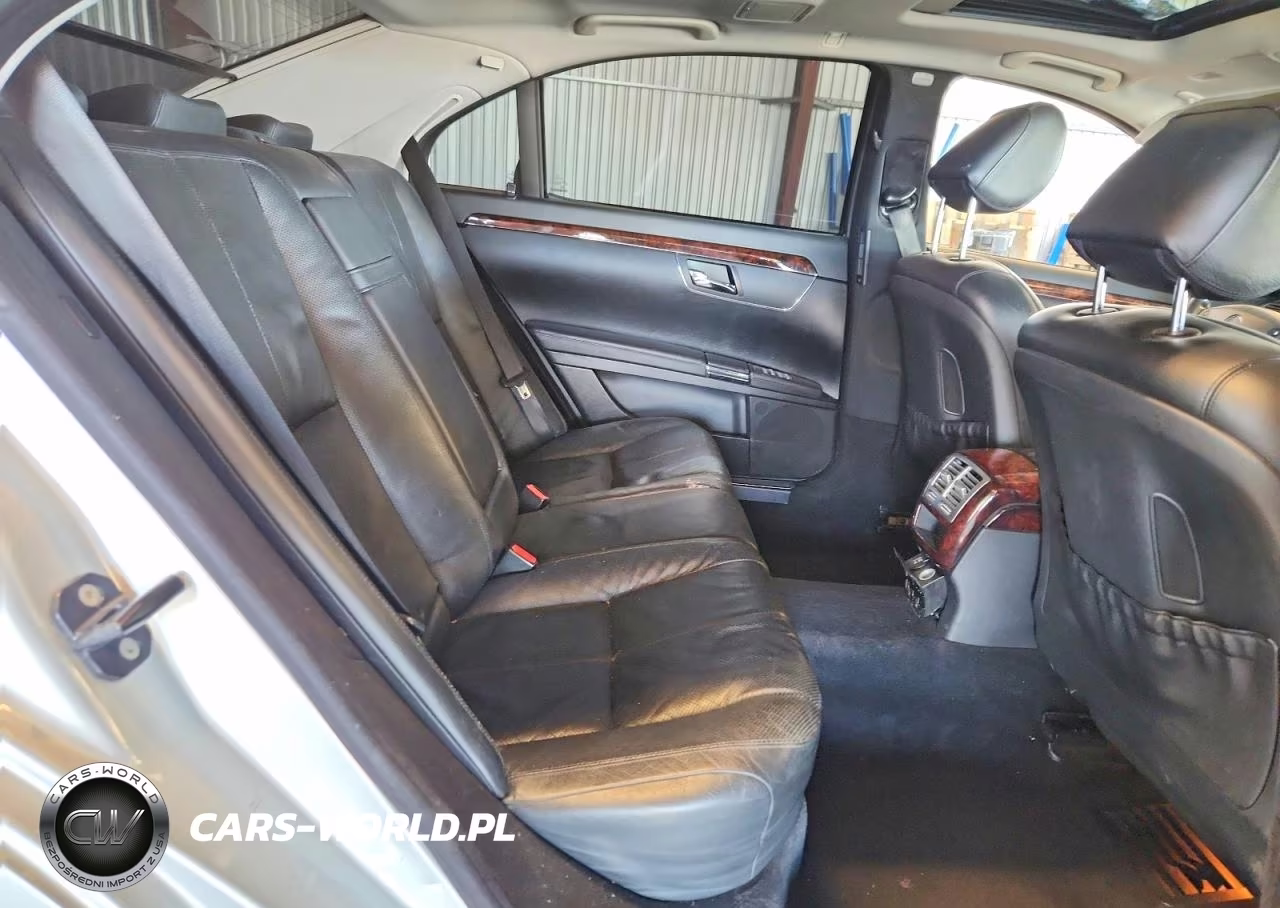 2007 Mercedes-Benz S 550 VIN:WDDNG71X87A074783 - 10