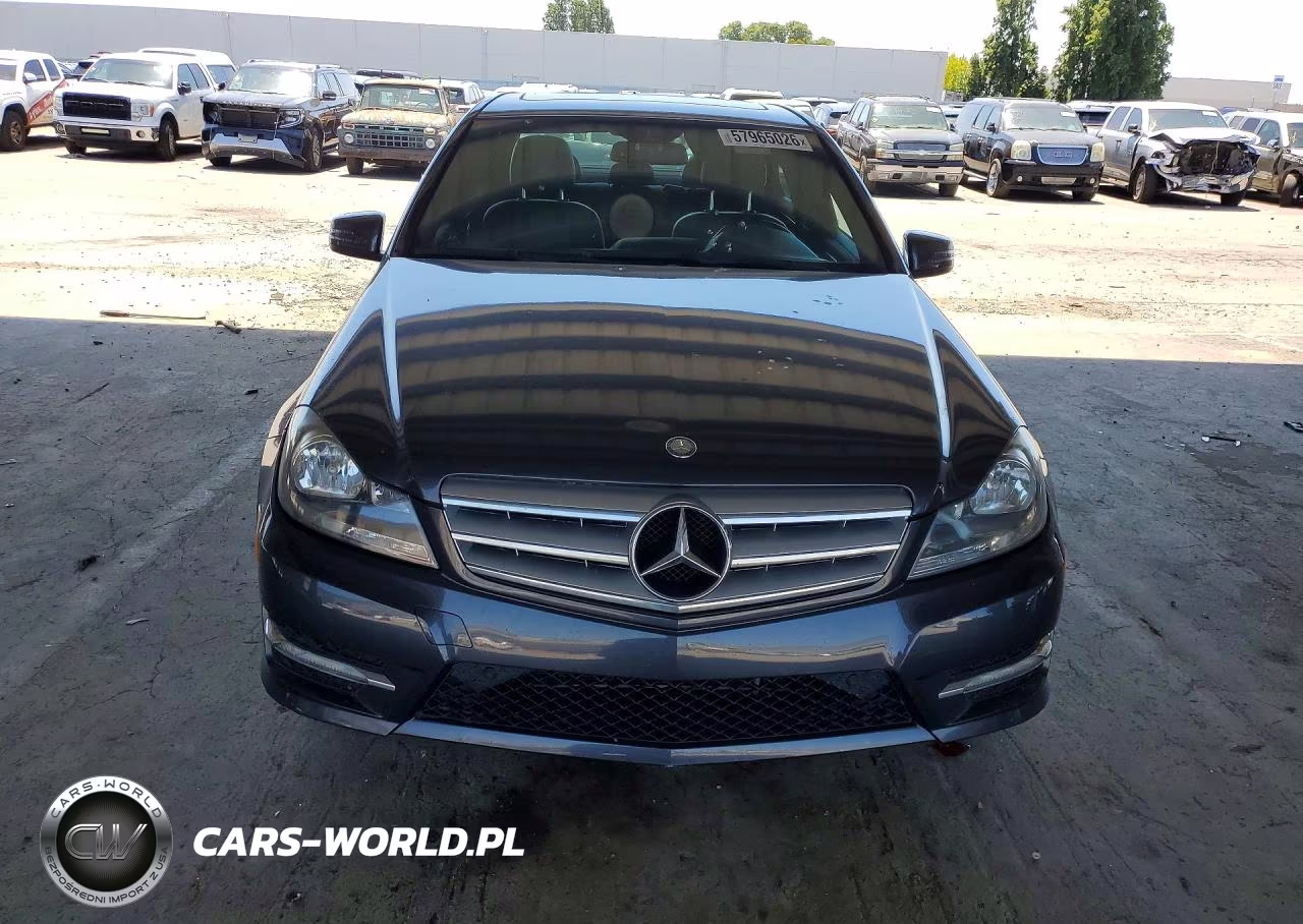 2013 Mercedes-Benz C 300 4Matic VIN:WDDGF8AB6DR273320 - 5