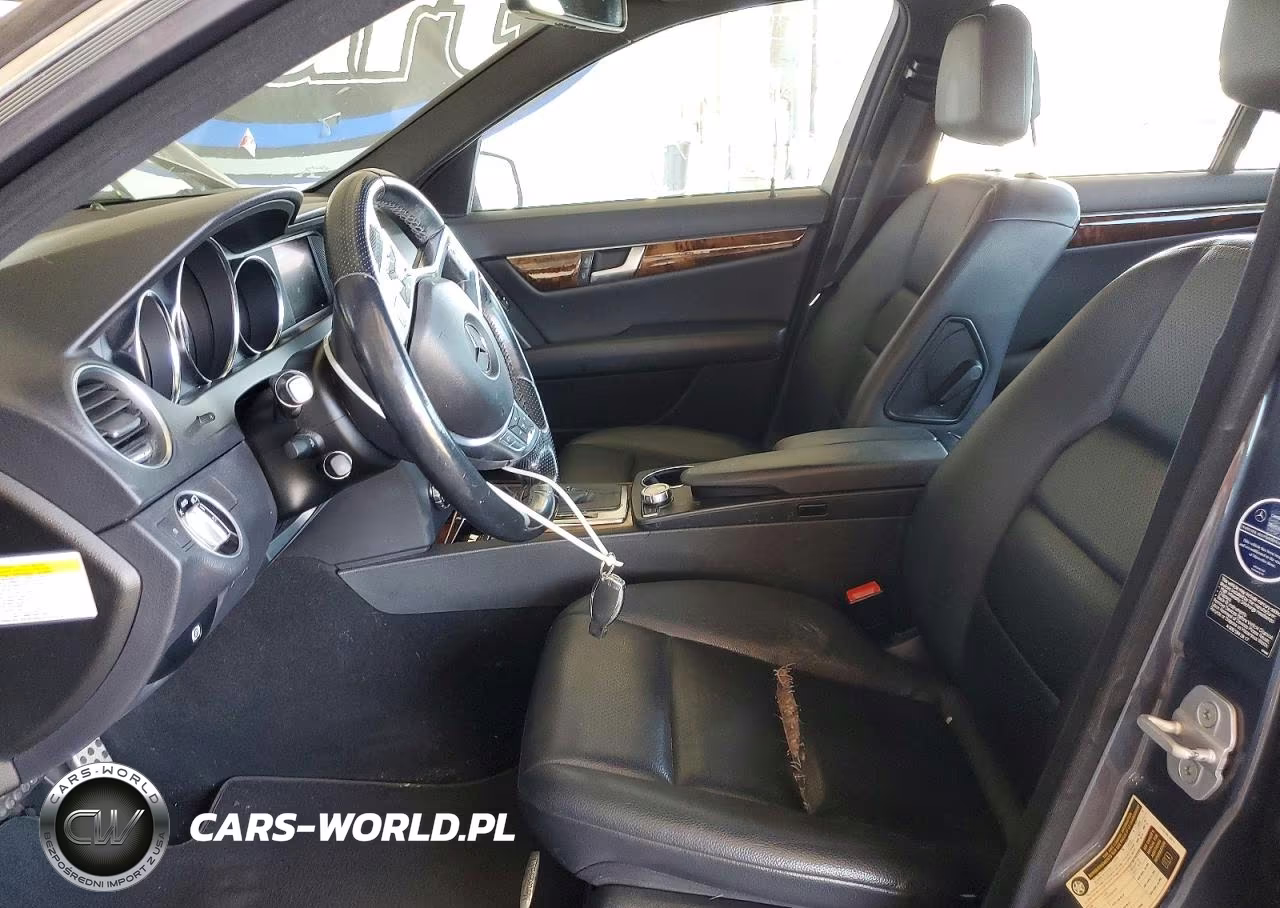 2013 Mercedes-Benz C 300 4Matic VIN:WDDGF8AB6DR273320 - 7