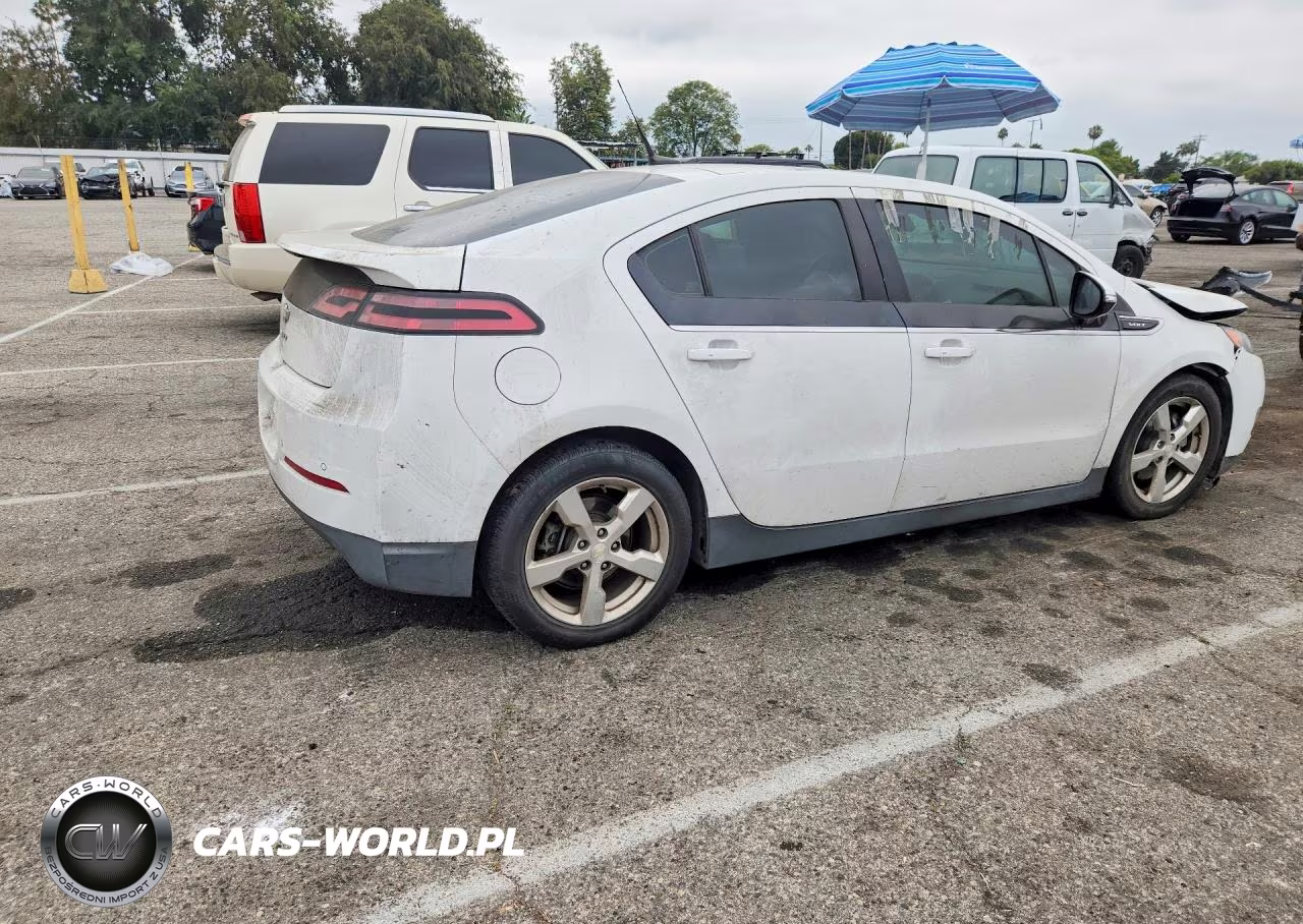 2014 Chevrolet Volt VIN:1G1RH6E47EU172579 - 3