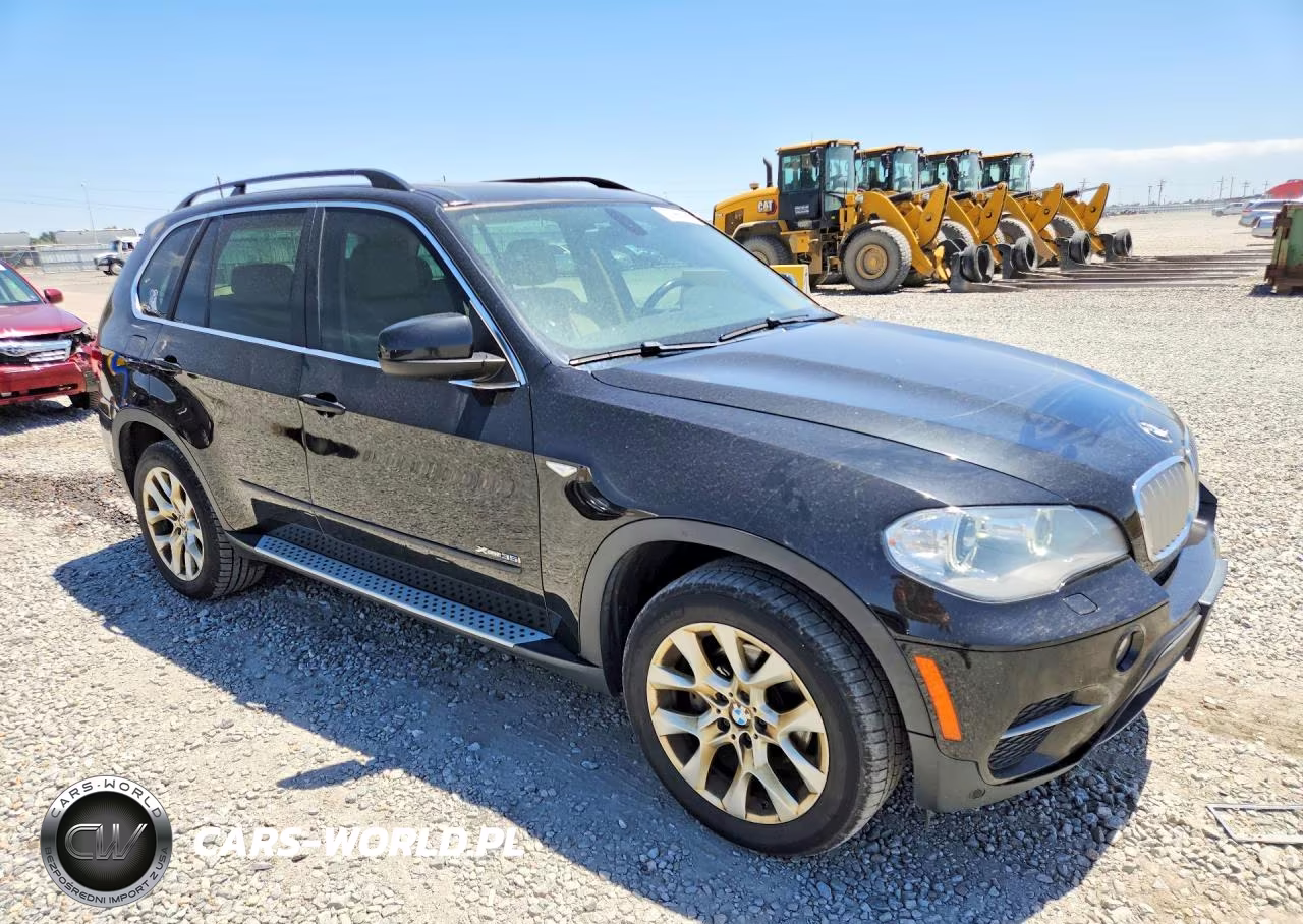 2013 BMW X5 xDrive35I VIN:5UXZV4C53D0E04005 - 4