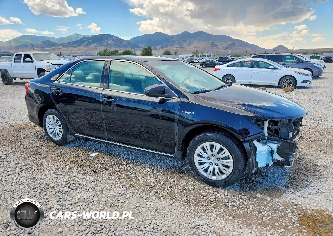 2014 Toyota Camry Hybrid Le VIN:4T1BD1FK2EU103055 - 4