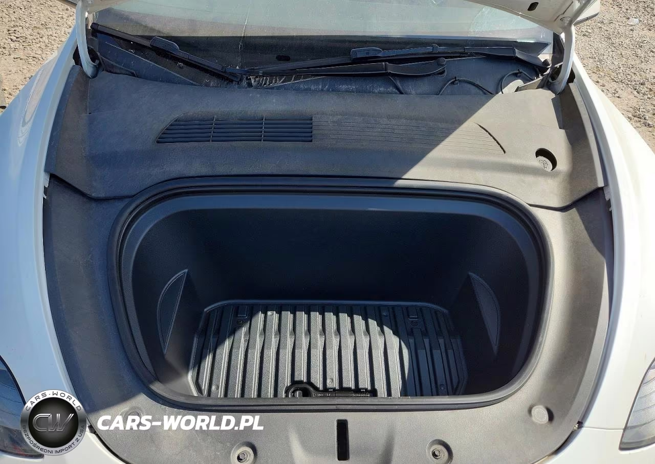 2021 Tesla Model Y VIN:5YJYGDEF2MF140898 - 11