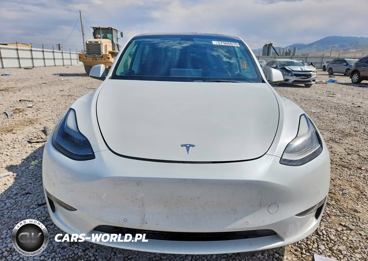 2021 Tesla Model Y VIN:5YJYGDEF2MF140898 - 5