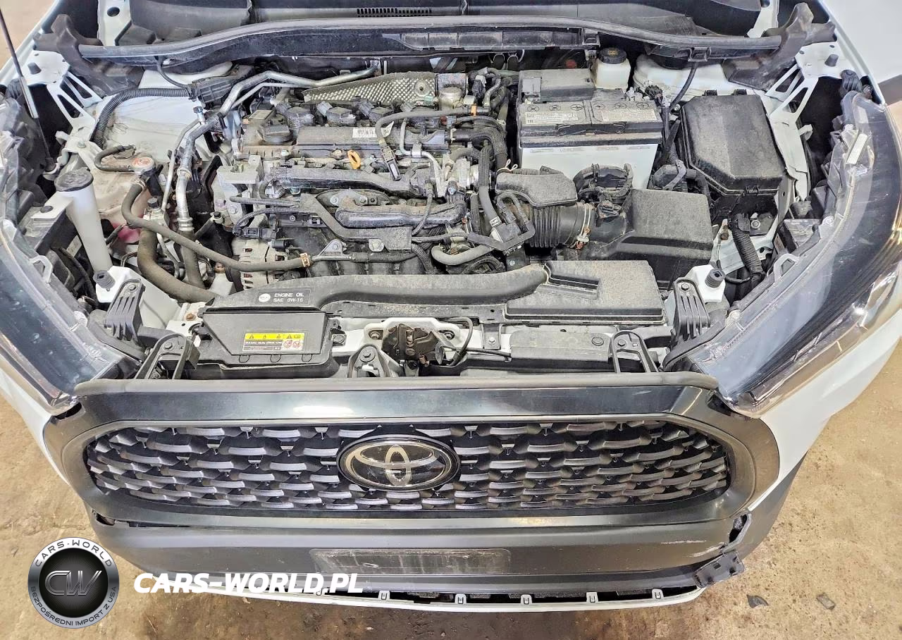 2022 Toyota Corolla Cross Le VIN:7MUCAABG4NV043213 - 12