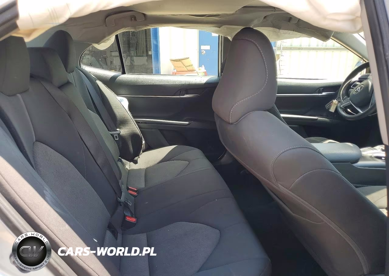 2024 Toyota Camry Le VIN:4T1R11AK0RU872612 - 10