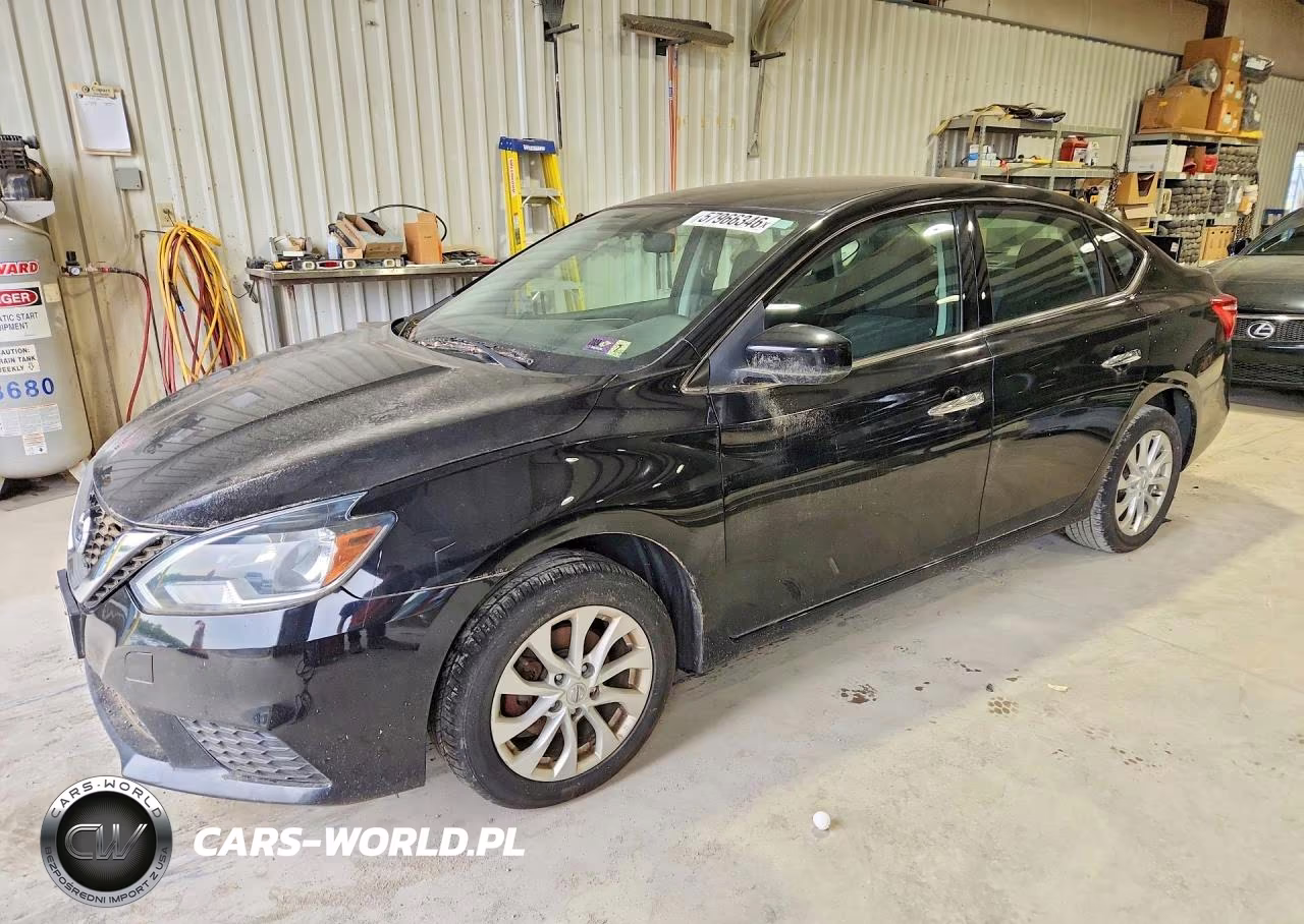 2017 Nissan Sentra S – zdjęcie 1 z 12
