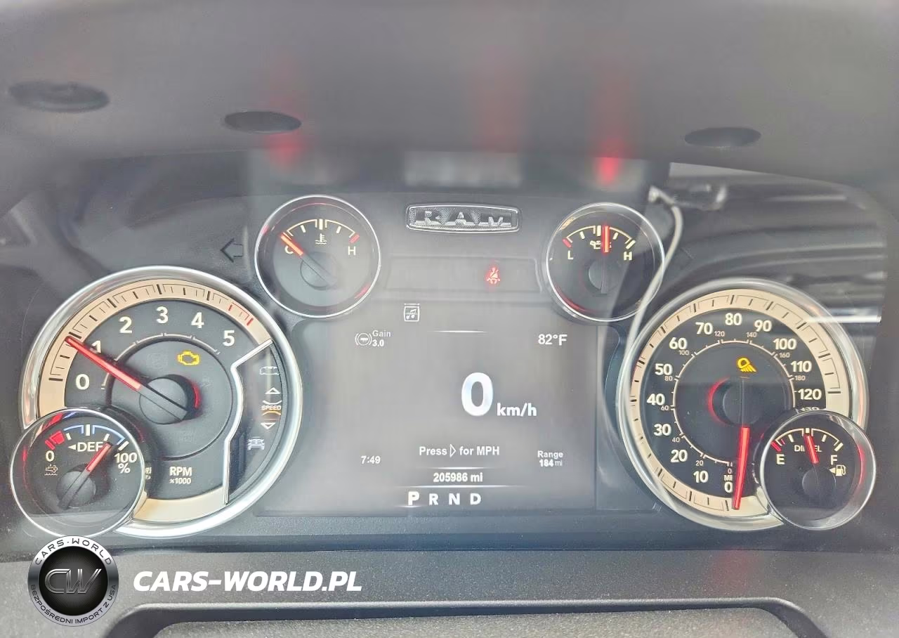 2018 Ram 1500 Slt VIN:1C6RR6GM3JS229665 - 9
