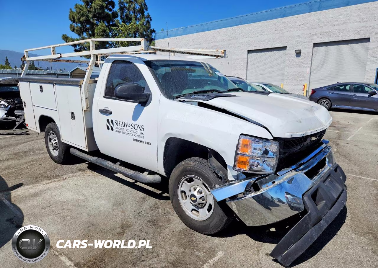 2011 Chevrolet Silverado C2500 Heavy Duty VIN:1GC0CVCG0BF113850 - 4