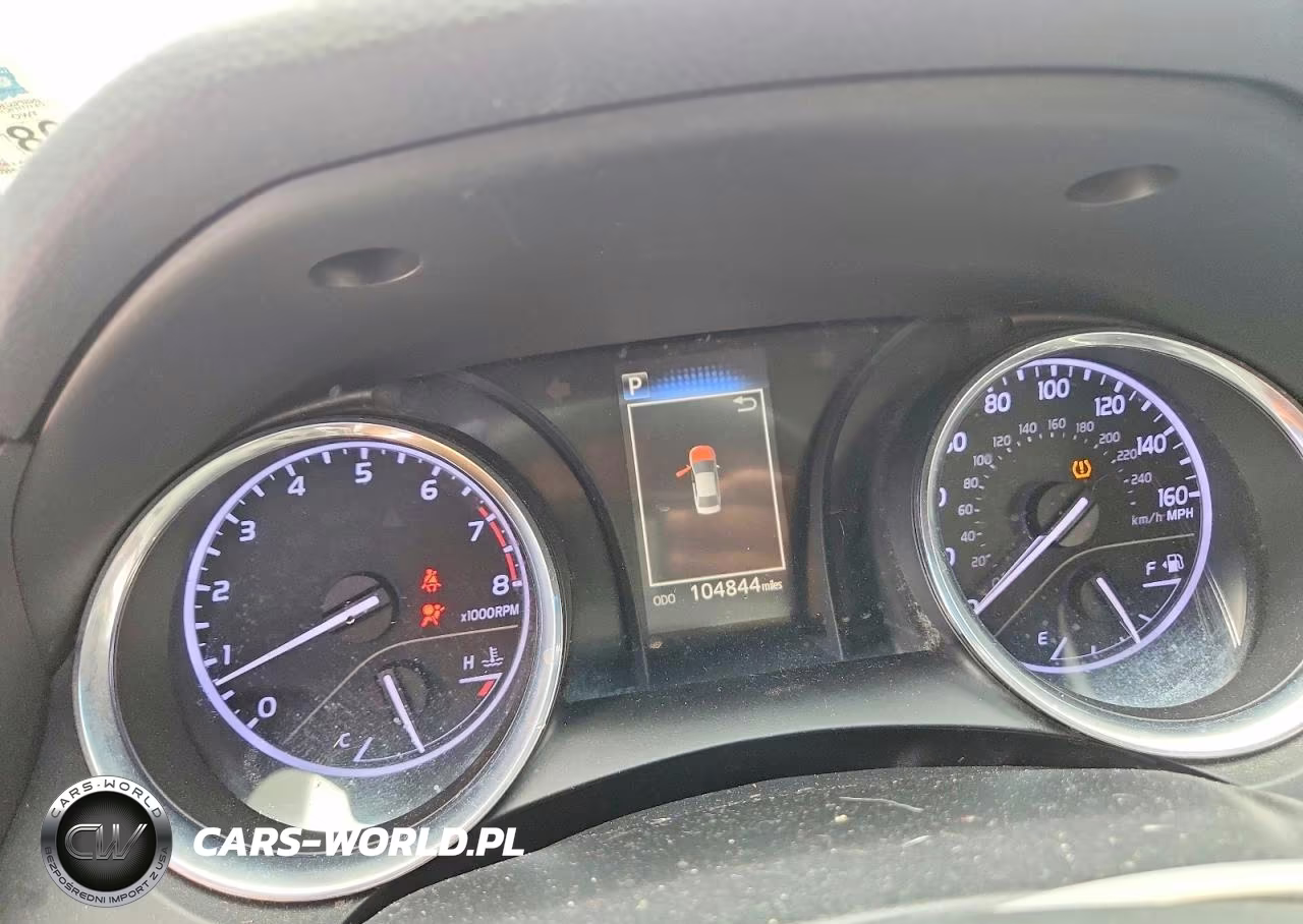 2018 Toyota Camry Se VIN:4T1B11HK4JU648318 - 9