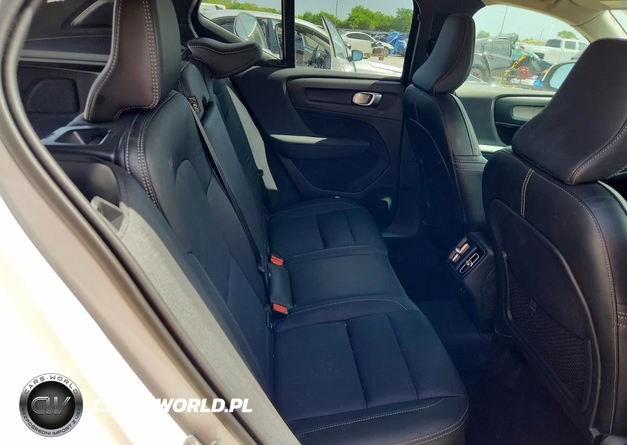 2025 Volvo Xc40 Core VIN:YV4L12UJ5S2544331 - 11