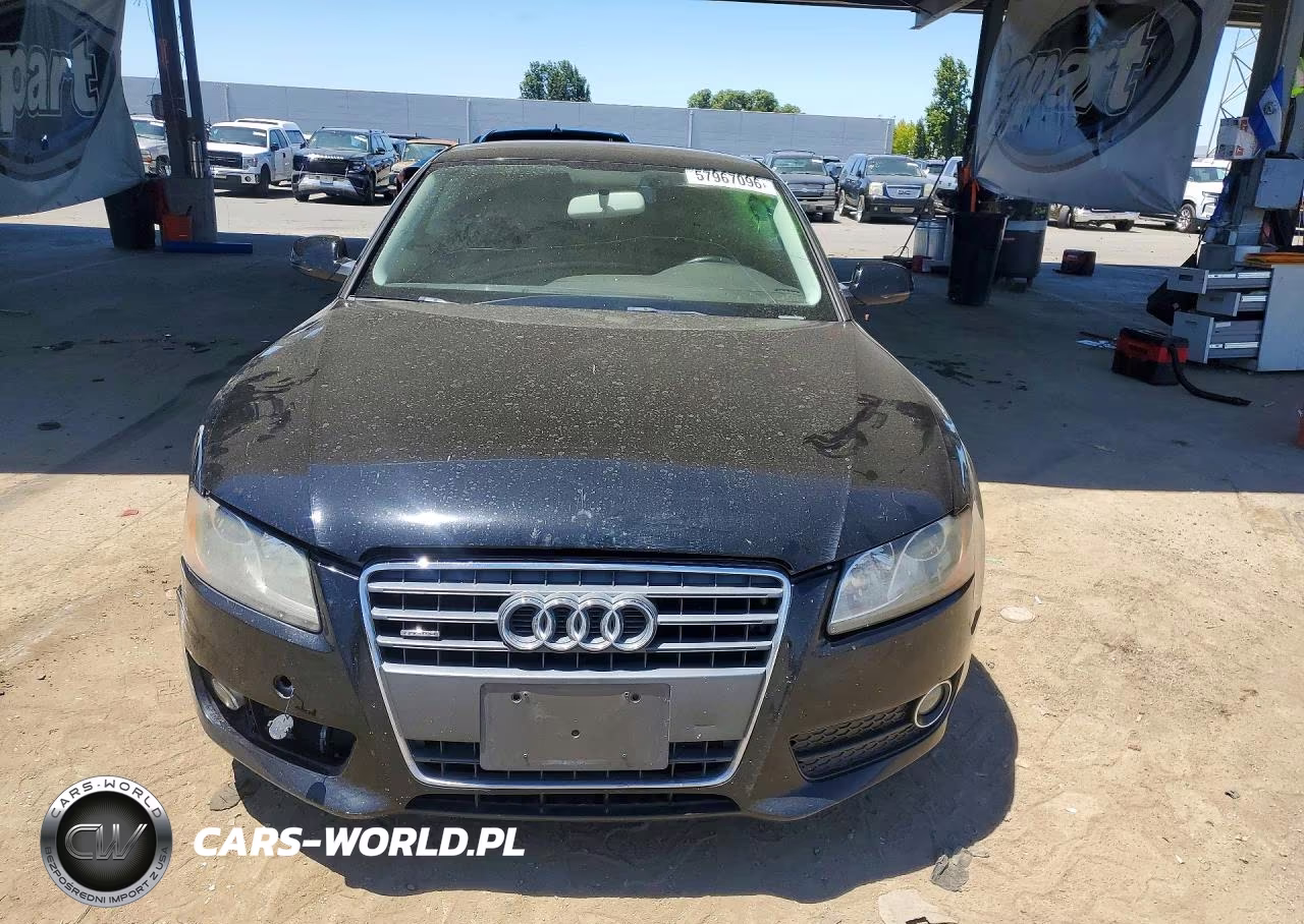 2011 Audi A5 Premium VIN:WAUCFAFRXBA073927 - 5