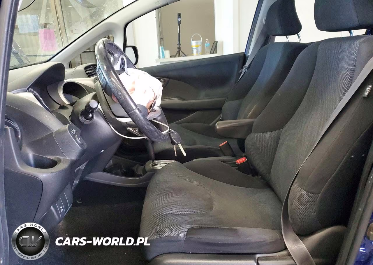 2011 Honda Fit Sport VIN:JHMGE8H55BC015303 - 7