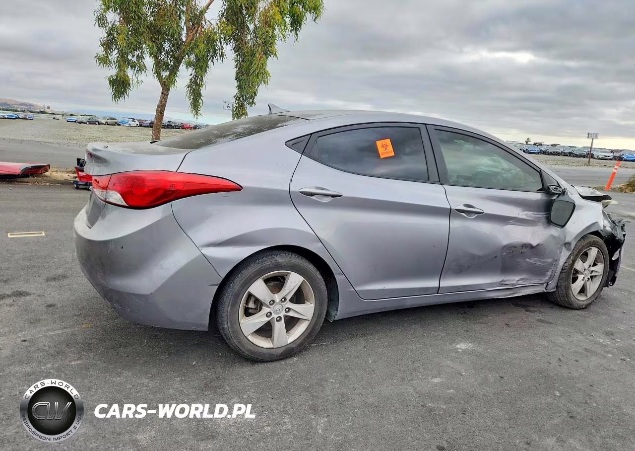 2012 Hyundai Elantra Gls VIN:KMHDH4AE8CU282392 - 3