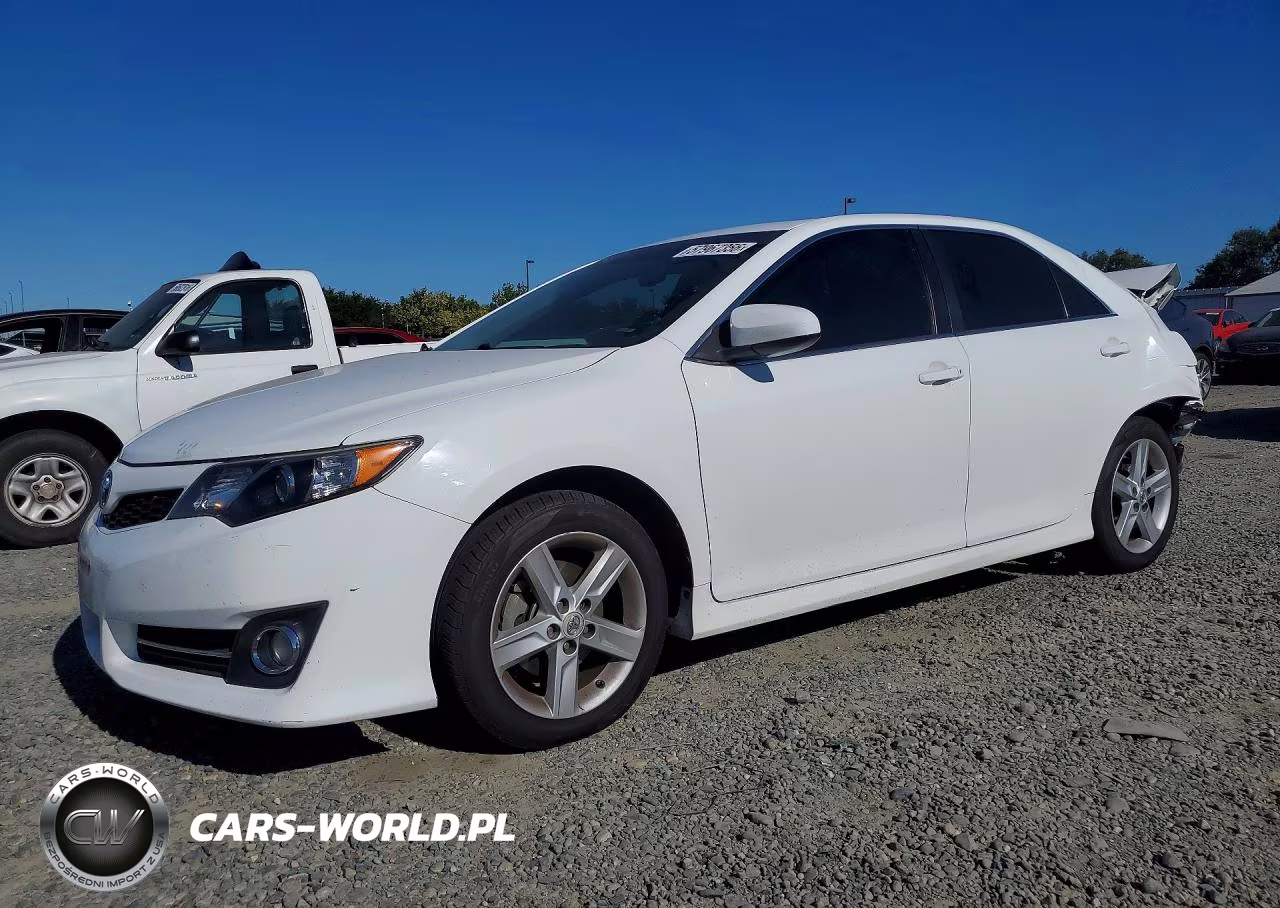 2012 Toyota Camry Se – zdjęcie 1 z 13