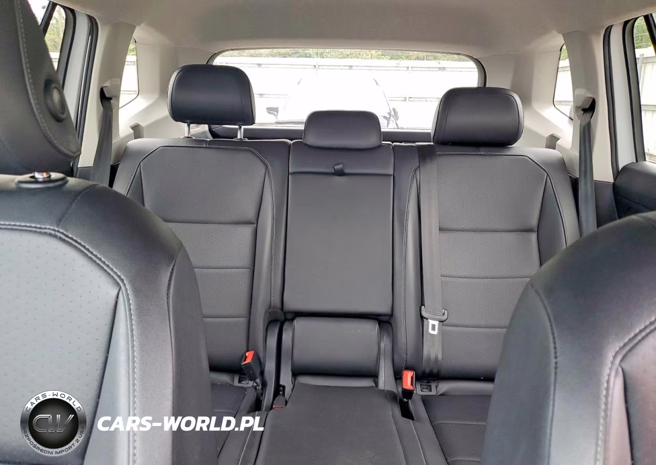 2019 Volkswagen Tiguan Se VIN:3VV2B7AX8KM065543 - 10