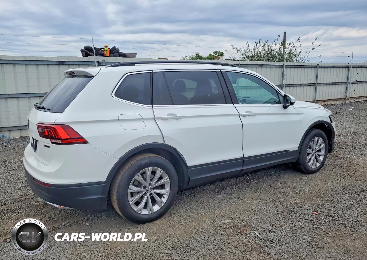 2019 Volkswagen Tiguan Se VIN:3VV2B7AX8KM065543 - 3