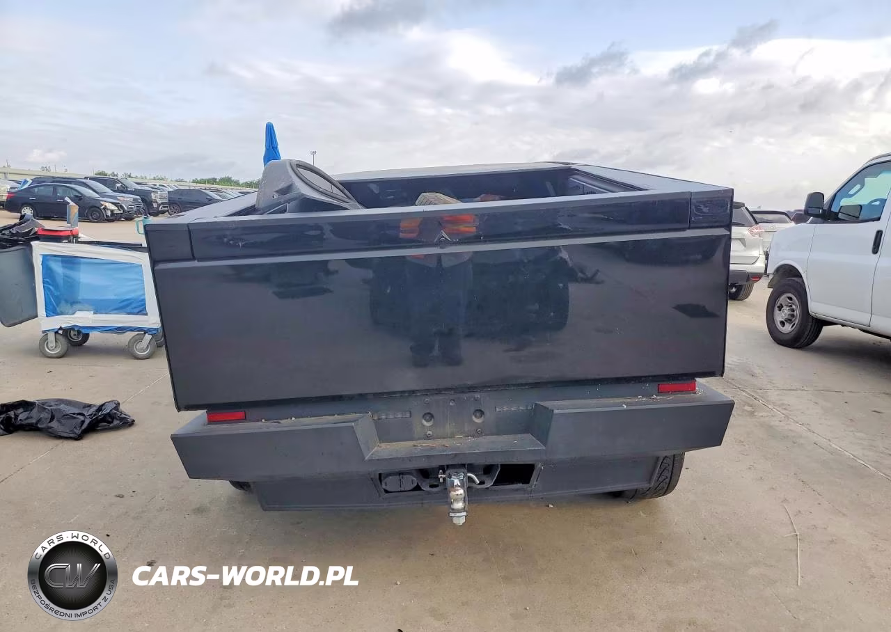 2024 Tesla Cybertruck VIN:7G2CEHED3RA048206 - 6