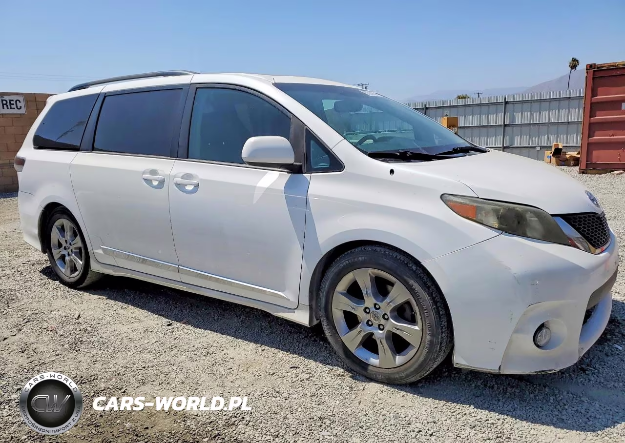 2012 Toyota Sienna Sport VIN:5TDXK3DC1CS265235 - 4